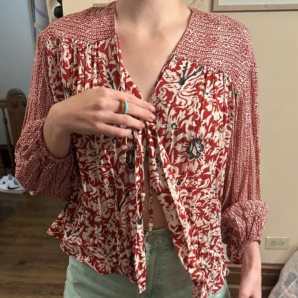 Free people women’s size S open cardigan red and white patterned